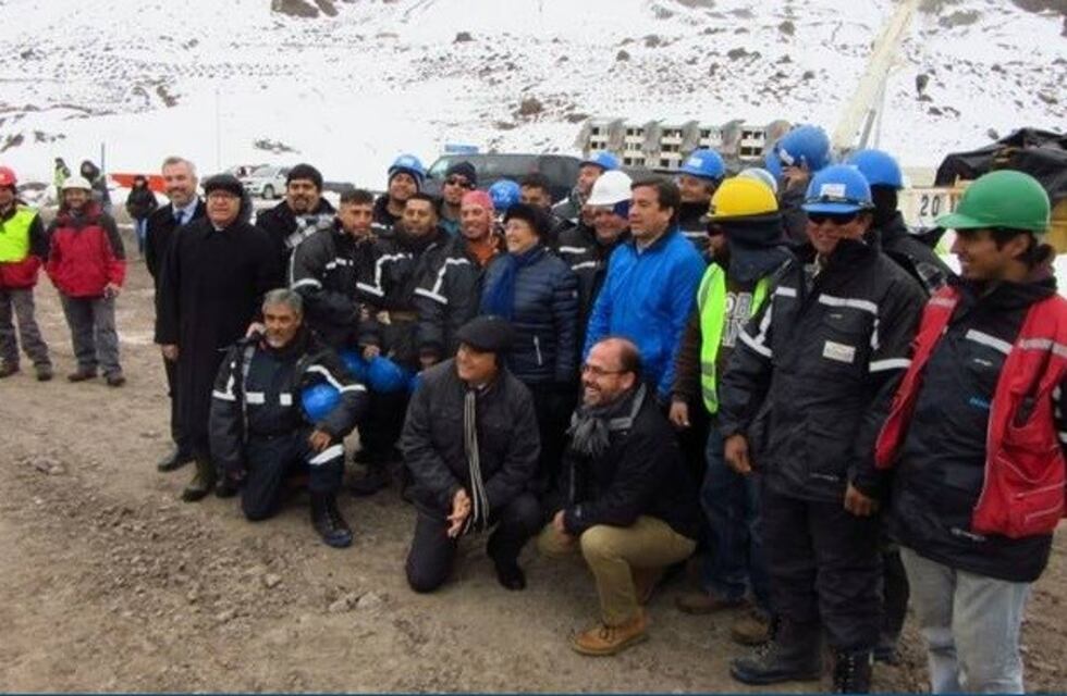 Con Bachelet presente, Chile empezó la reconstrucción de Los Libertadores