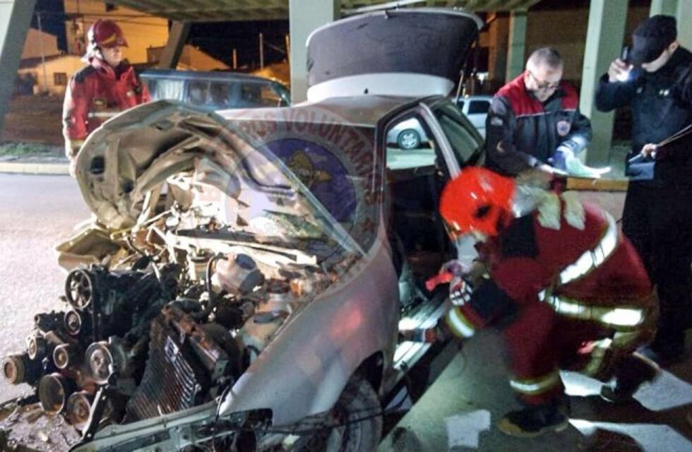 Violento choque en Barrio 200 viviendas