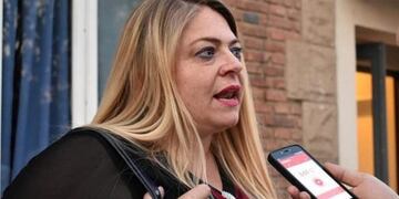 La dirigente radical envió una nota y el funcionario le respondió por Twitter\u002E (Facebook)