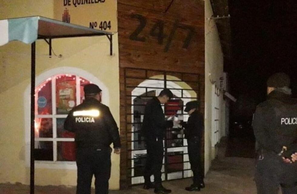 Escuchaban música y compartían bebidas alcohólicas en plena cuarentena