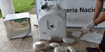 Secuestraron 32 kilos de droga ocultas en un lavarropa y tachos de pintura\u002E