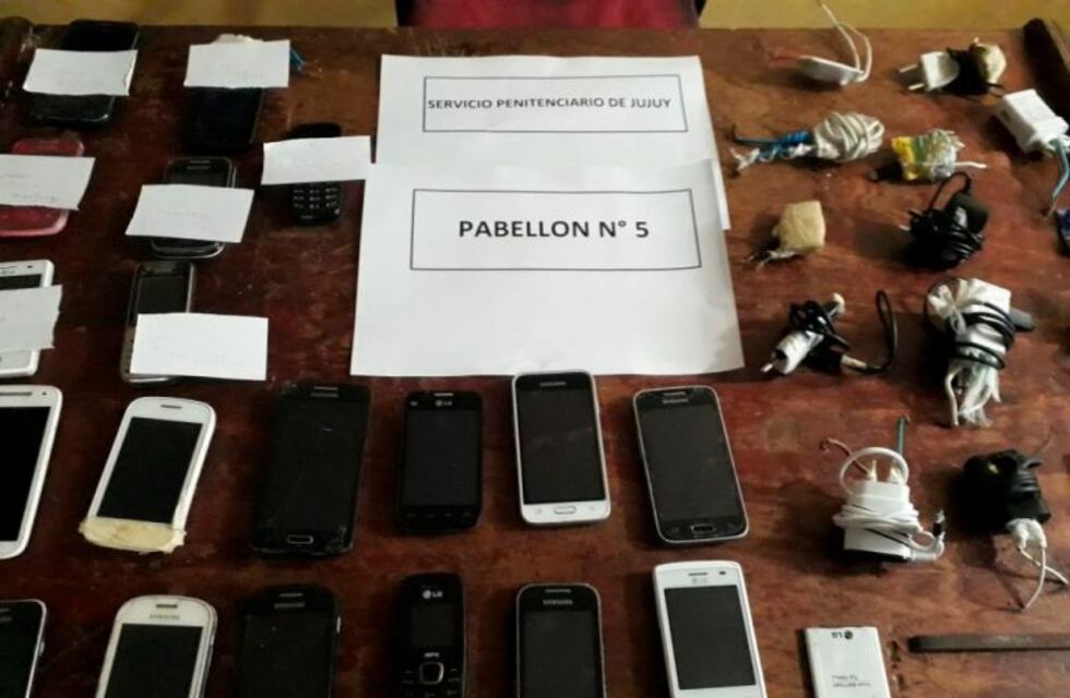 Secuestran estupefacientes y celulares luego de requisa sorpresiva en dos penales