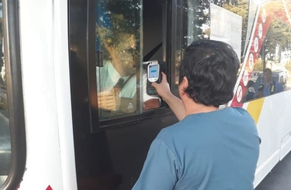Fueron sorprendidos los conductores de micros de larga distancia con controles de alcoholemia