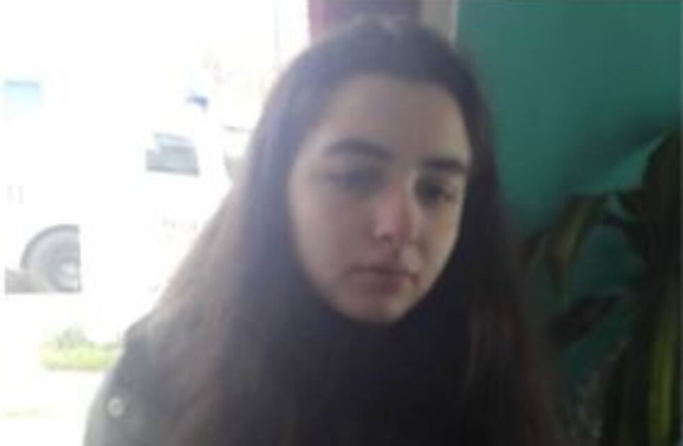 Apareció Melany en Pilar