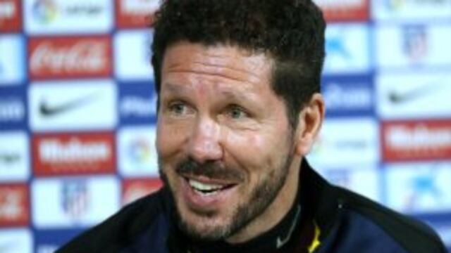 GRA111. MAJADAHONDA (MADRID), 11/12/2016.- El tu00e9cnico argentino del Atlu00e9tico de Madrid, Diego Simeone, durante la rueda de prensa posterior al entrenamiento realizado hoy en Majadahonda EFE/J.J. Guillu00e9n espau00f1a diego simeone director tecnico del equipo atl