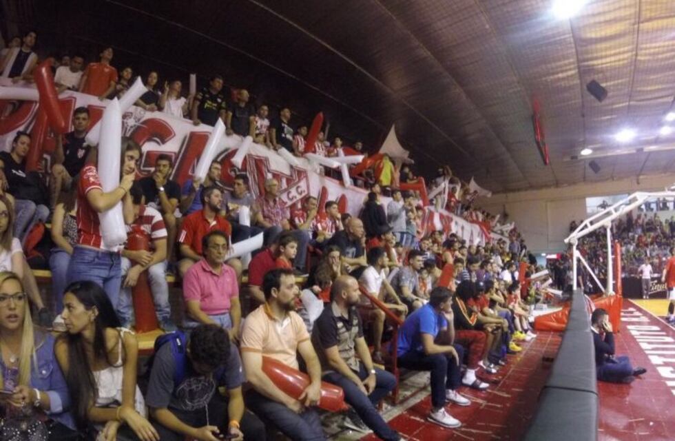 Después de la hazaña, a Instituto le faltó el título en el Súper 20