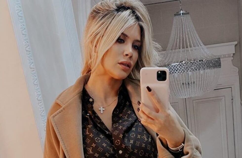 Wanda Nara mostró su colección de carteras de verano con un valor de 10 millones de pesos