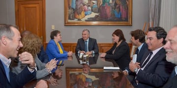 Funcionarios europeos en la Casa de Gobierno de Jujuy