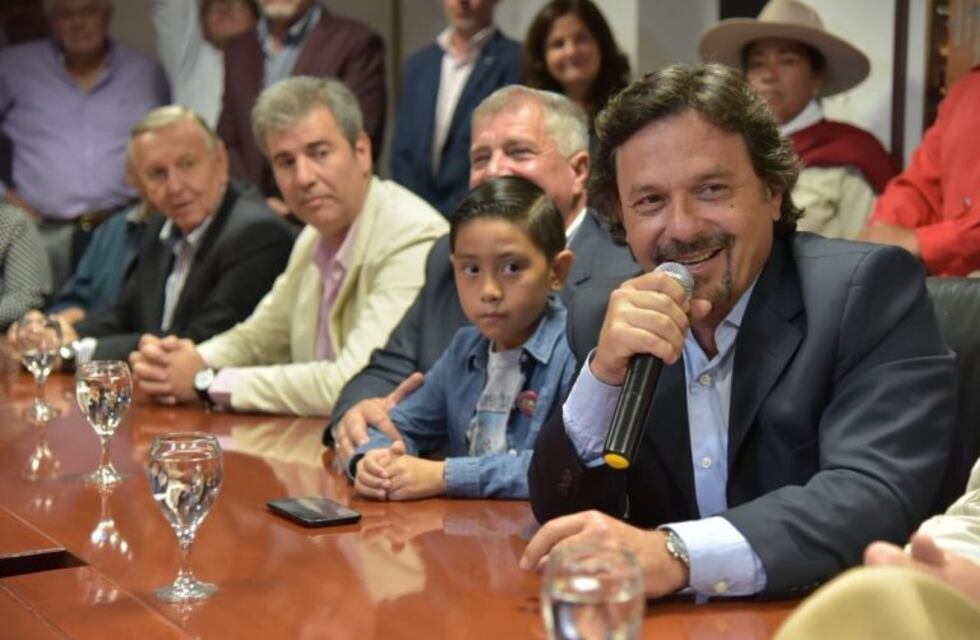 Gustavo Sáenz dio una pista sobre su posible candidatura a Gobernador
