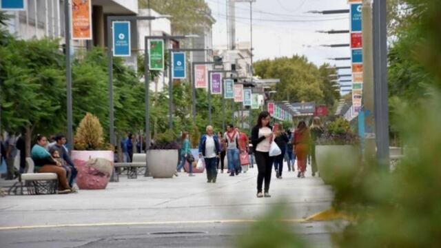 No hay acuerdo entre las cámaras empresariales sobre el horario de atención al público del comercio.