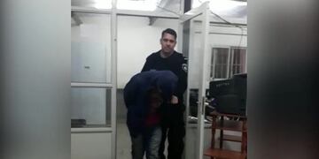 Kevin M\u002E quedó bajo custodia de sus padres tras la intervención de la Justicia provincial\u002E (@minsegsf)