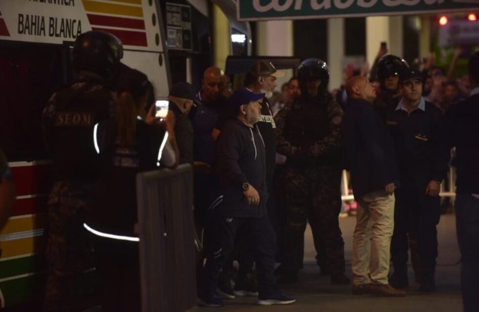 Maradona en el Kempes: "Llegamos descansados, estamos bien"