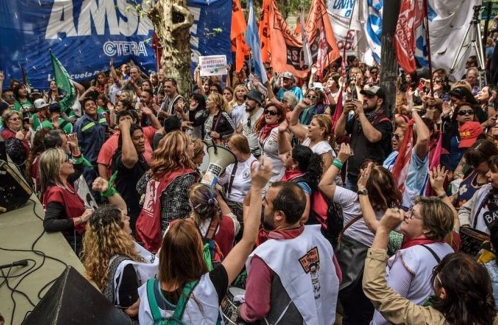 Amsafe y Sadop pidieron una “urgente” reapertura de paritarias