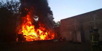 Las llamas lograron ser contenidas\u002E No hubo lesionados\u002E (El Informante)