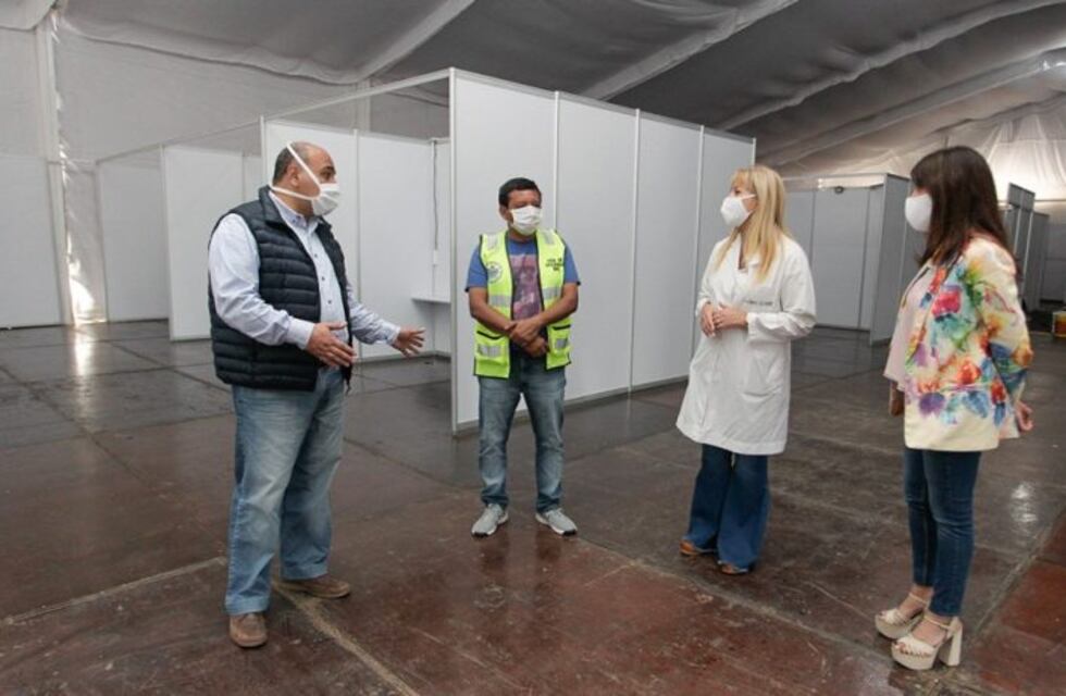 Manzur: "Haremos todo lo que esté a nuestro alcance para que se nos mueran la menor cantidad de tucumanos posibles"