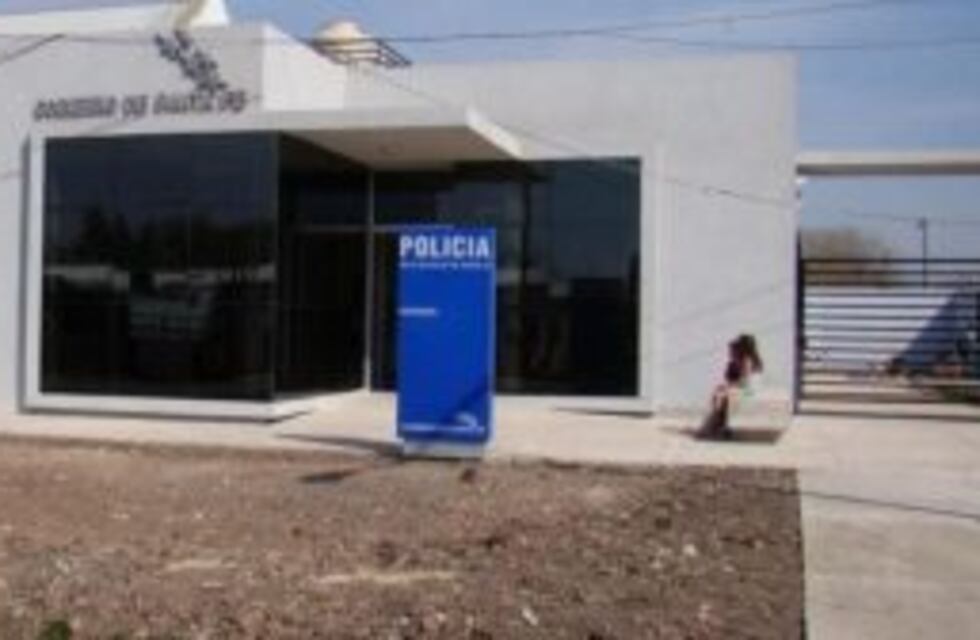 Por un caso de violencia de género, detuvieron a un evadido de la Comisaría 26° de Villa Gobernador Gálvez