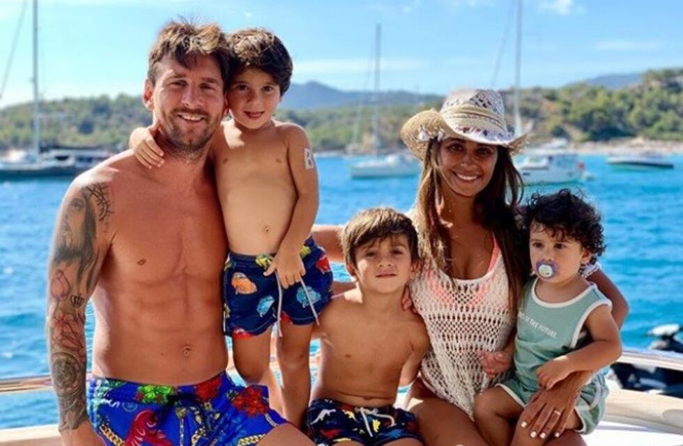 Postales y detalles del yate de súper lujo que alquiló Messi con Antonela Roccuzzo en Ibiza