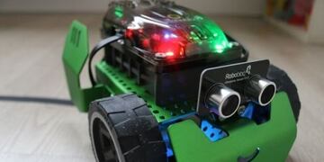 Se robaron hasta el robot de la escuela\u002E