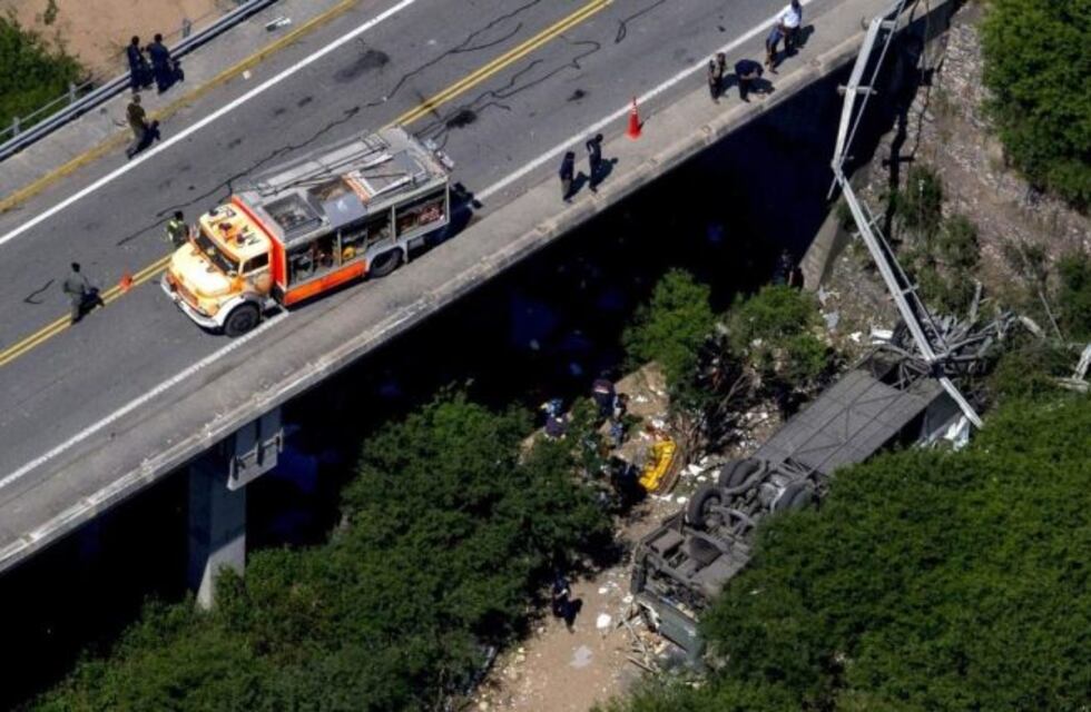 Buscan elevar a juicio la causa de los 43 gendarmes fallecidos en Rosario de la Frontera