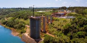 Se concluyó una nueva etapa de la obra del Puente de Integración que unirá Foz do Iguaçu y Presidente Franco