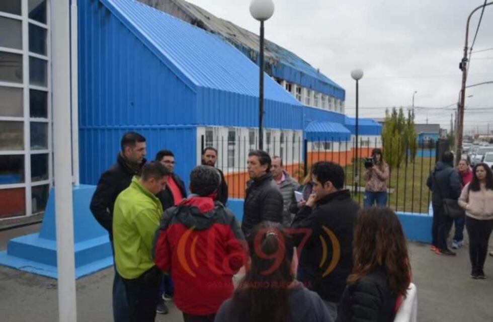El director de la escuela Nº 26 responsabilizó a miembros del SUTEF por el incendio