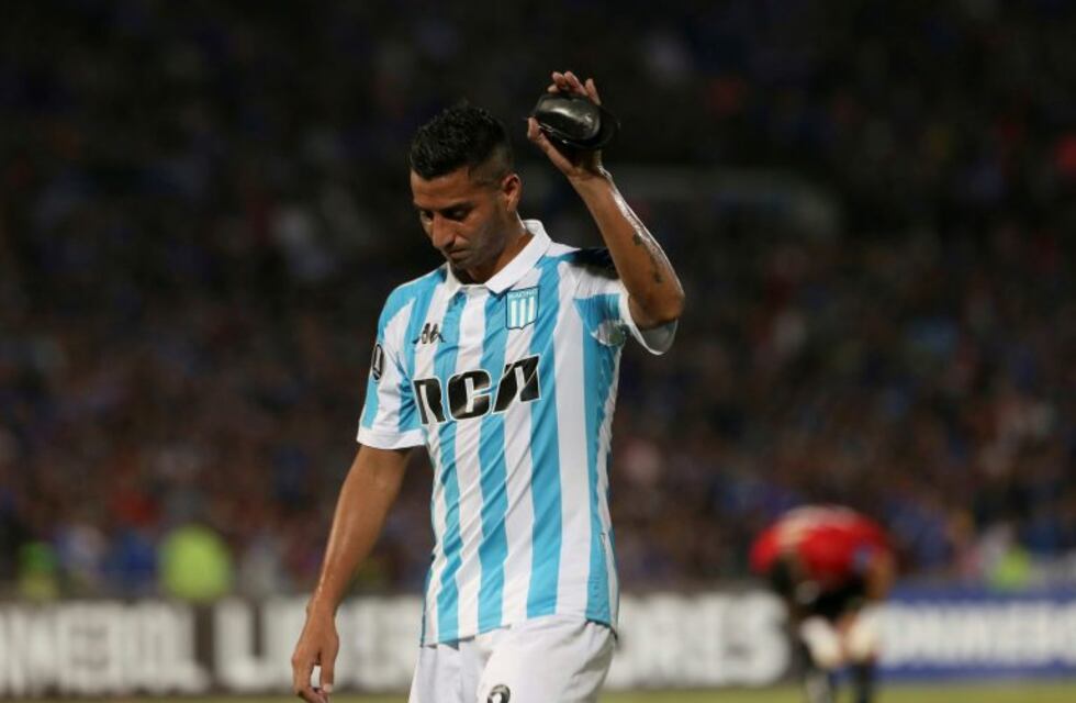 Diego González se rompió los ligamentos y será baja en Racing por más de seis meses