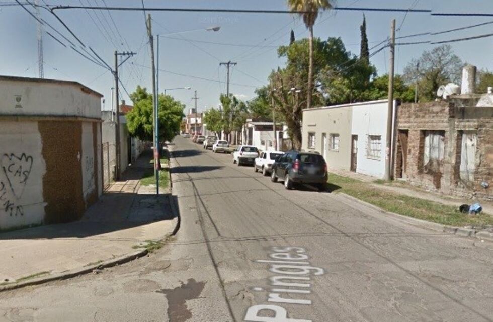 Quiso robar, hizo demasiado ruido y fue descubierto por los propietarios