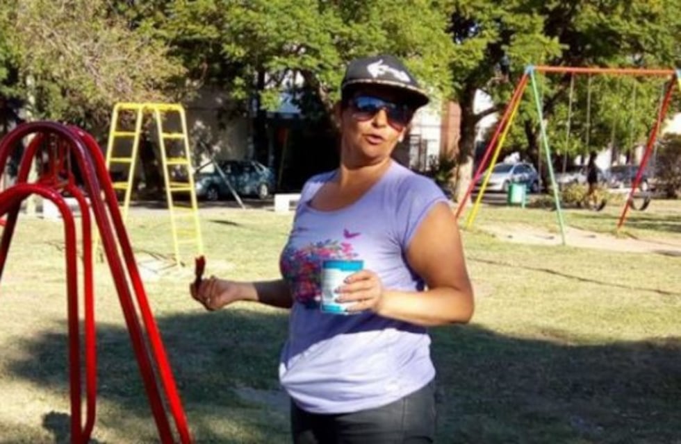 Vecinos barrio Bajo General Paz arreglaron su plaza y piden ayuda para completar el trabajo