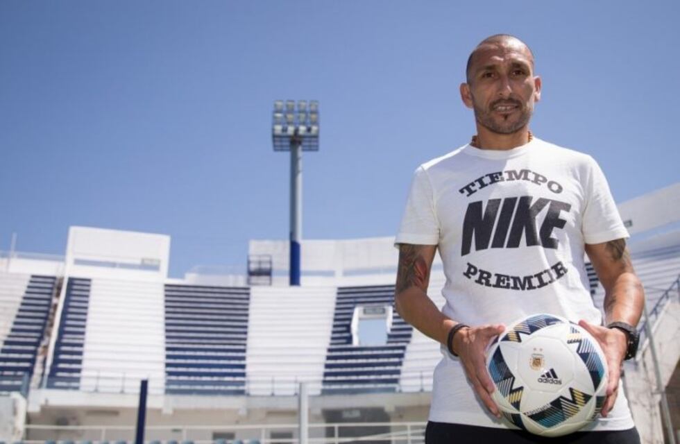 Picantísimo ping-pong de Líbero con el Cholo Guiñazú que confesó que casi se roba un bondi de chico