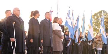 El jefe de Estado estuvo acompau00f1ado por el gobernador Lifschitz y la intendenta Fein\u002E