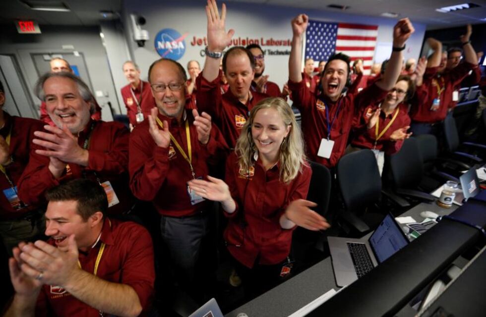 El módulo espacial InSight aterrizó con éxito en Marte