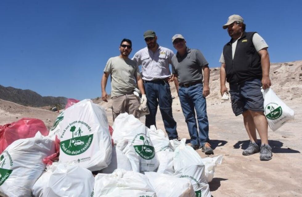 No lo vas a poder creer: sacaron 10 toneladas de basura del dique Potrerillos