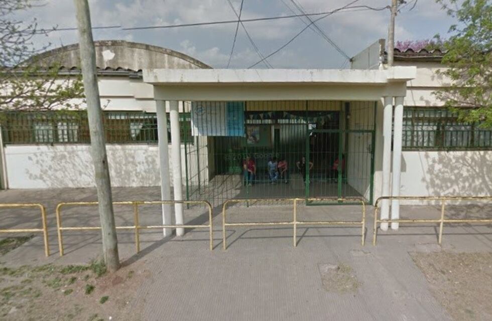 Menor amenazó a compañeros y autoridades de un colegio con tener un arma de fuego
