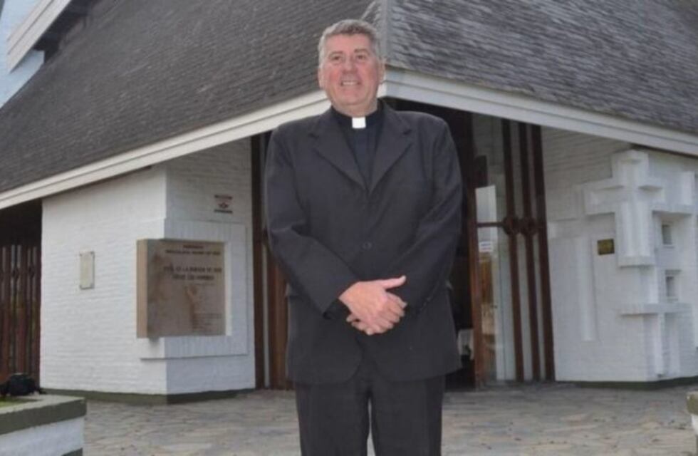 Despidieron los restos del cura Eduardo Lorenzo, acusado por abuso sexual