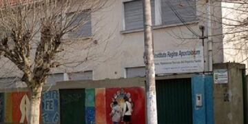 El colegio católico Regina Apostolorum, ubicado en la localidad bonaerense de Rafael Calzada\u002E