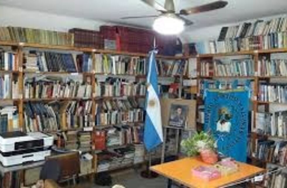 Gral Rodriguez: ex combatiente armó la Biblioteca Popular Puerto Argentino, Malvinas