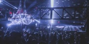 El boliche de Francia y Brown habu00eda abierto sus puertas normalmente este su00e1bado.