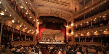 Así quedó el renovado Teatro del Libertador San Martín, sede central del Congreso de la Lengua en Córdoba\u002E (Prensa Gobierno)