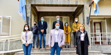 El gobernador Quintela, el Ministro de Salud riojano y Judit Díaz Bazán (@QuintelaRicardo)