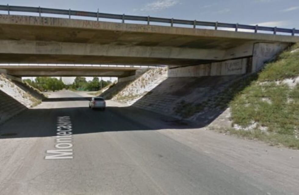 Le dispararon para robarle el auto en ruta 7: está grave