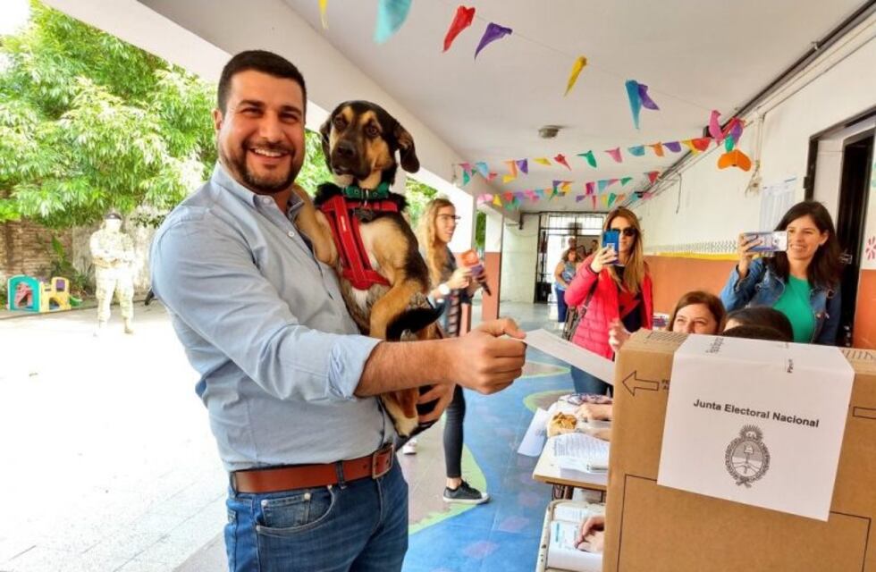Marcos Cleri fue el primer candidato a diputado en votar y recordó a Néstor Kirchner