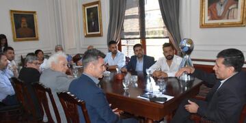 El Gobernador Sergio Casas recibió a las autoridades de la Copa Argentina