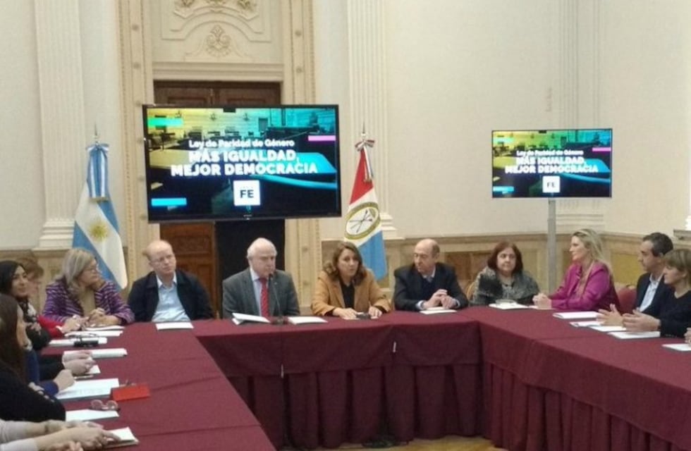 La Provincia impulsa un nuevo proyecto de ley para implementar la paridad de género