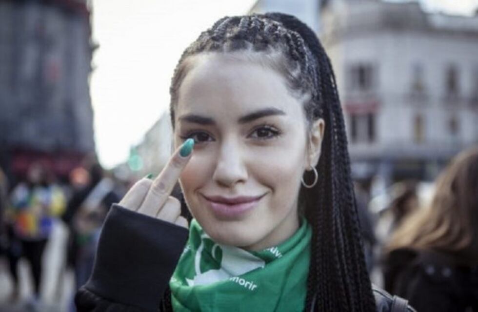 El pedido de Lali al escuchar el testimonio de la chica violada por su papá y su hermano