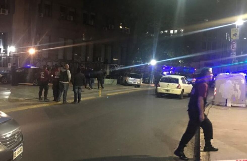 Persecución y tiroteo a metros de la Facultad de Medicina