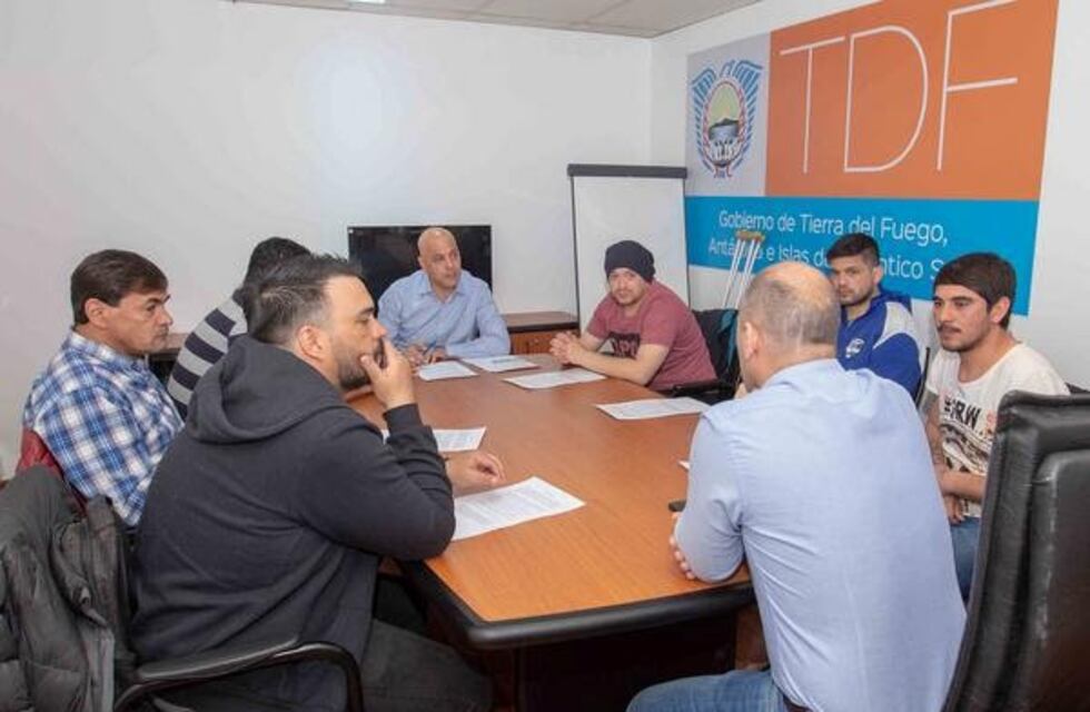 Gobierno brindará seguridad y cobertura sanitaria en los partidos de la Liga Patagónica del sur de futbol