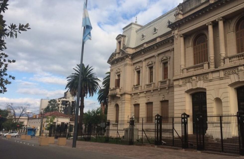 Dirigentes de gremios estatales quieren discusión presencial de paritarias