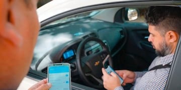 Desde cuándo deja de ser obligatoria la cédula azul y qué papeles se deben presentar.