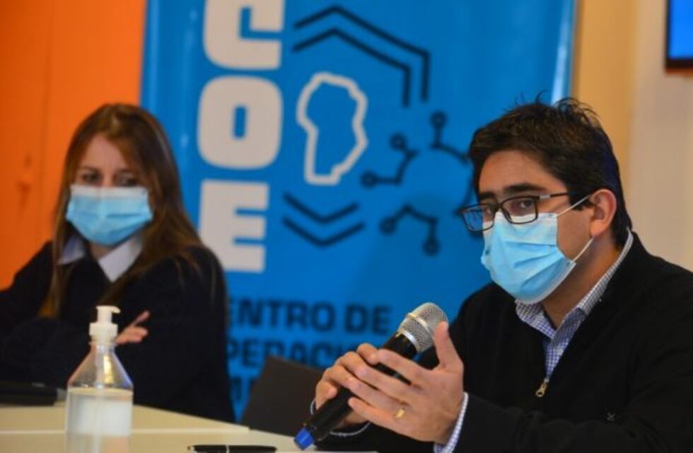 Por los brotes, deciden posponer flexibilizaciones en Córdoba