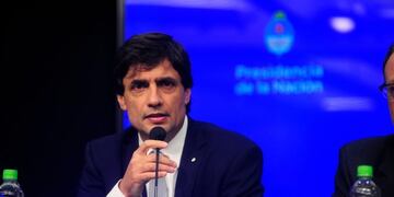 Hernán Lacunza brindó su primera conferencia de prensa tras jurar como flamante ministro de Hacienda\u002E (Luciano Thierberger)